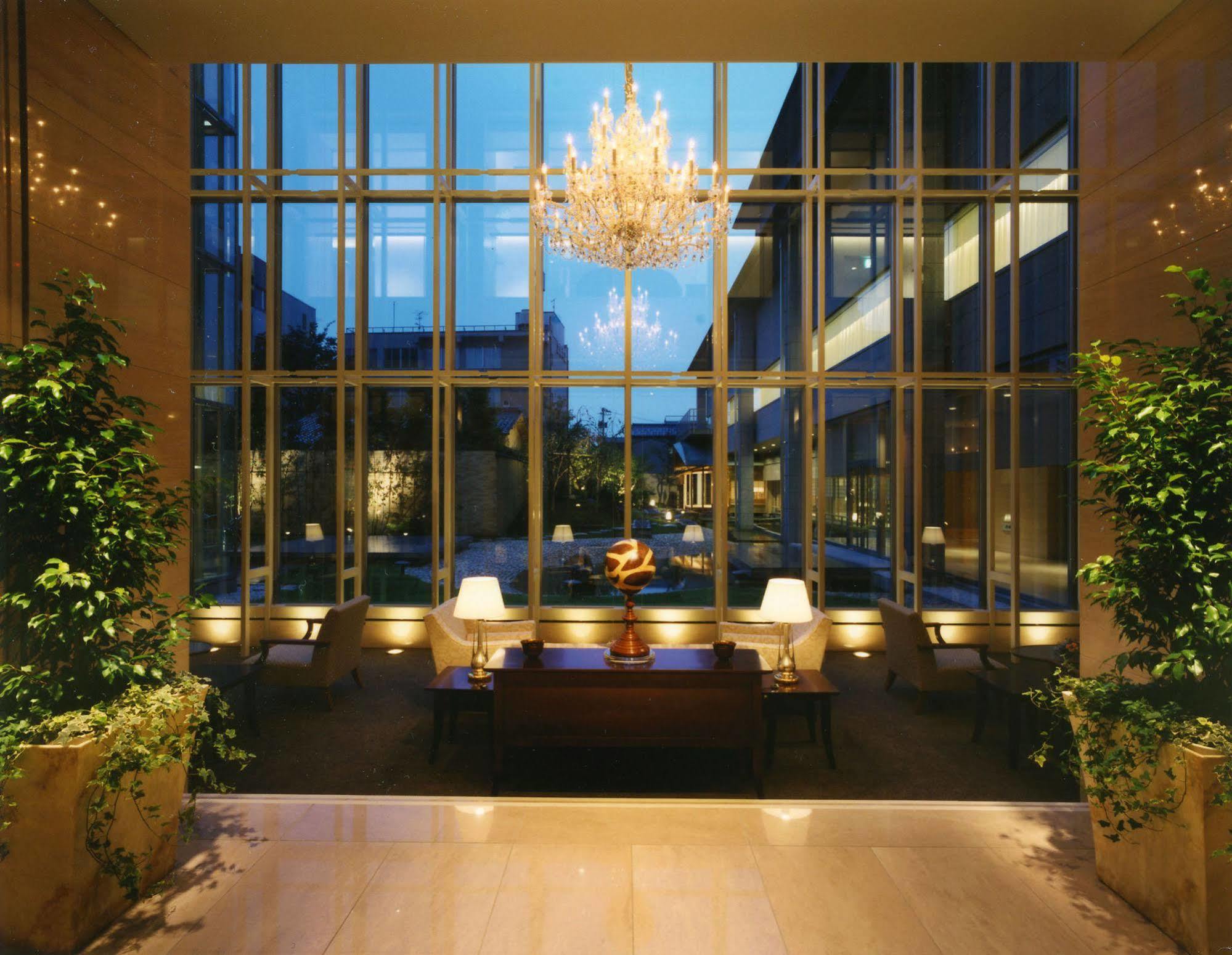 Kkr Hotel Kanazawa Exterior photo